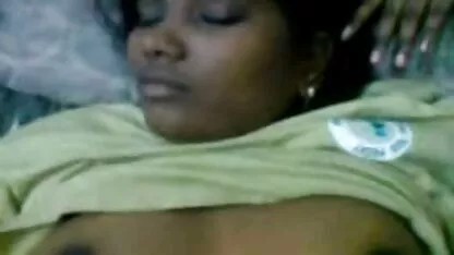 India neiu rindade geivideod pöörlevad temaga kontaktis