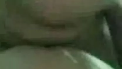 Ujuge teid kõhna seksvideoga