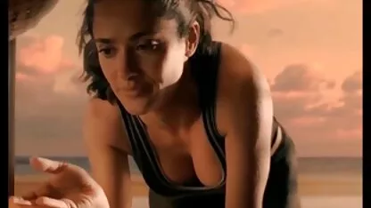 Salma Hayeki seksikodu video