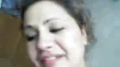 Araabia päritolu kaunis naine käsi töö mees seksvideo nõbu