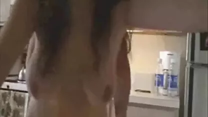Sex cam amatöör omatehtud köök vene