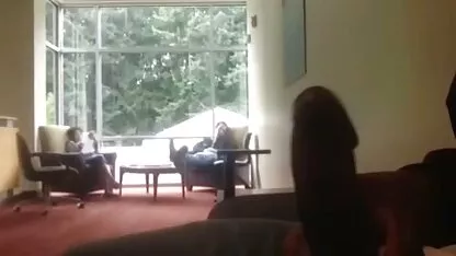 Vilkuv tüdruk armastab tasuta pornovideo seksitoru
