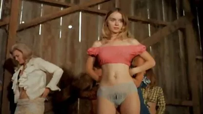 Naiste stripparid laval 1972 kurat vene ema